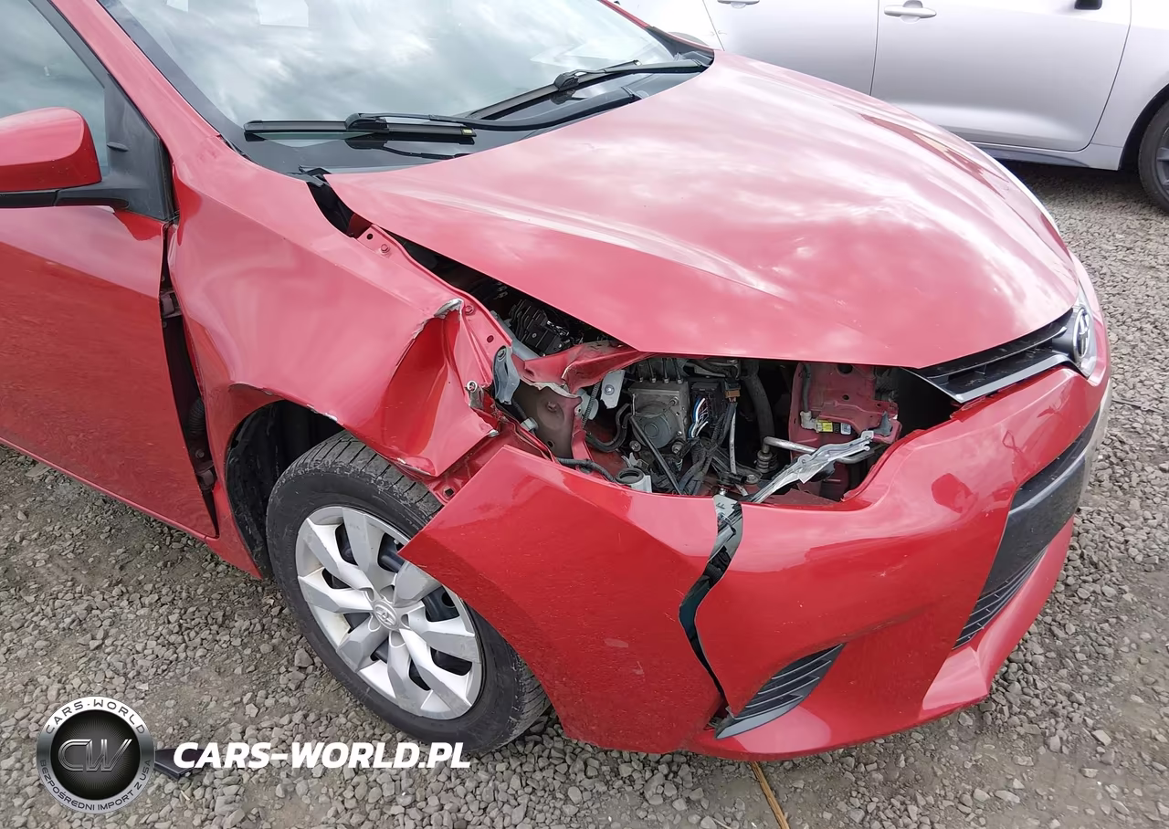 2015 Toyota Corolla Le VIN:2T1BURHE2FC426790 - 6