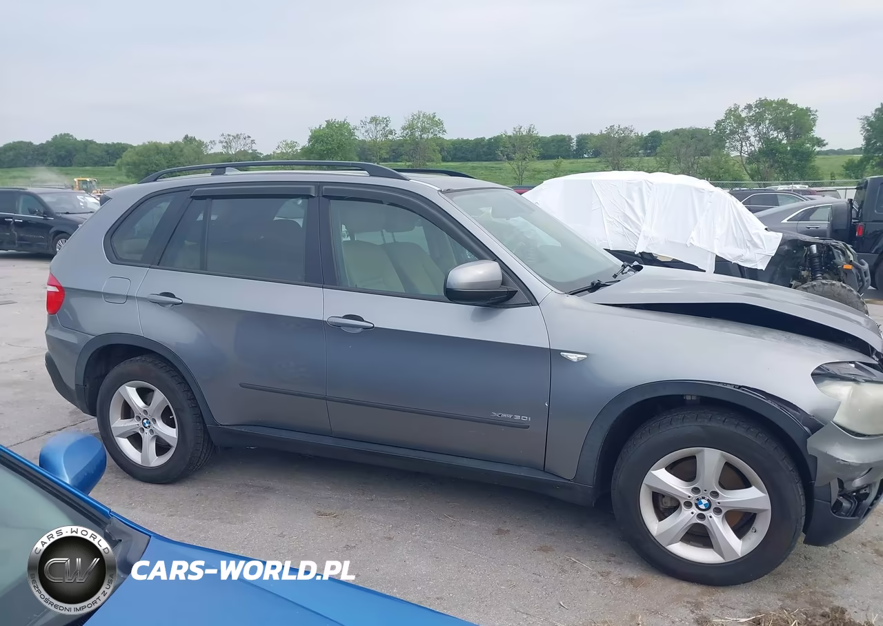 2010 BMW X5 xDrive30I VIN:5UXFE4C53AL381111 - 13