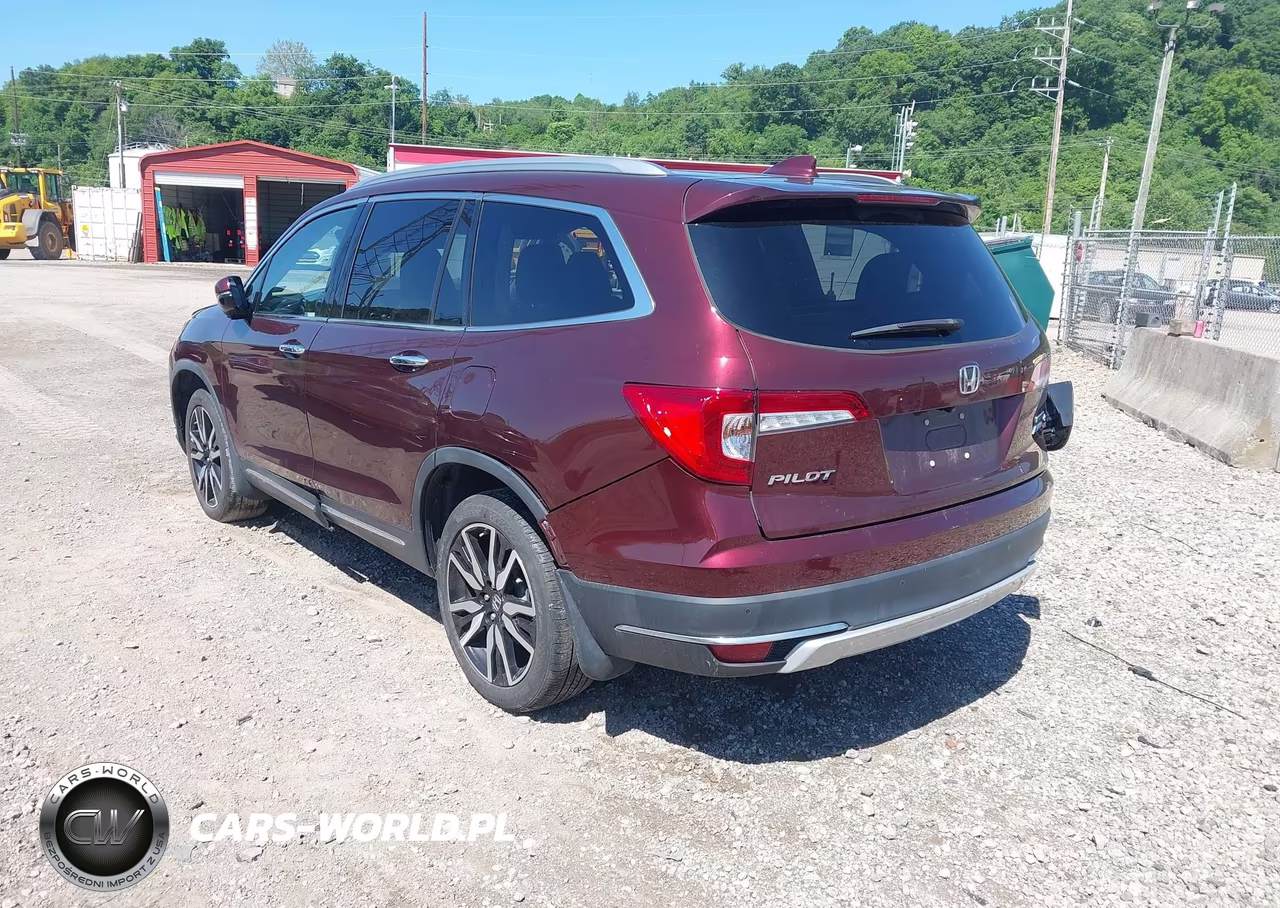2019 Honda Pilot Touring VIN:5FNYF6H63KB090388 - 3