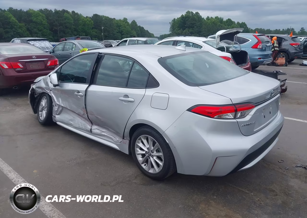 2020 Toyota Corolla Le VIN:5YFHPRAE0LP011099 - 3