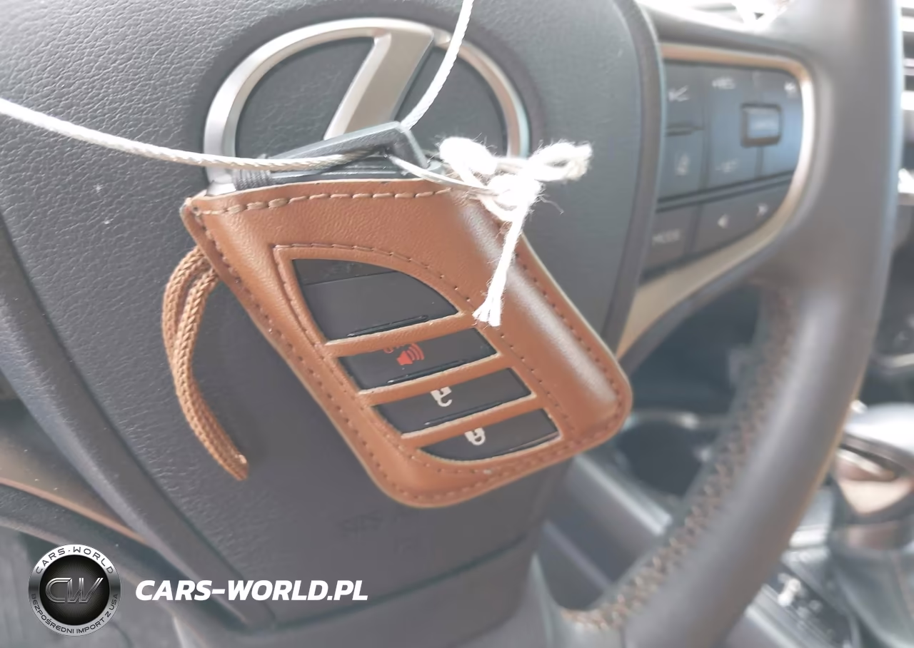 2022 Lexus Ux 200 VIN:JTHX3JBH3N2046768 - 11
