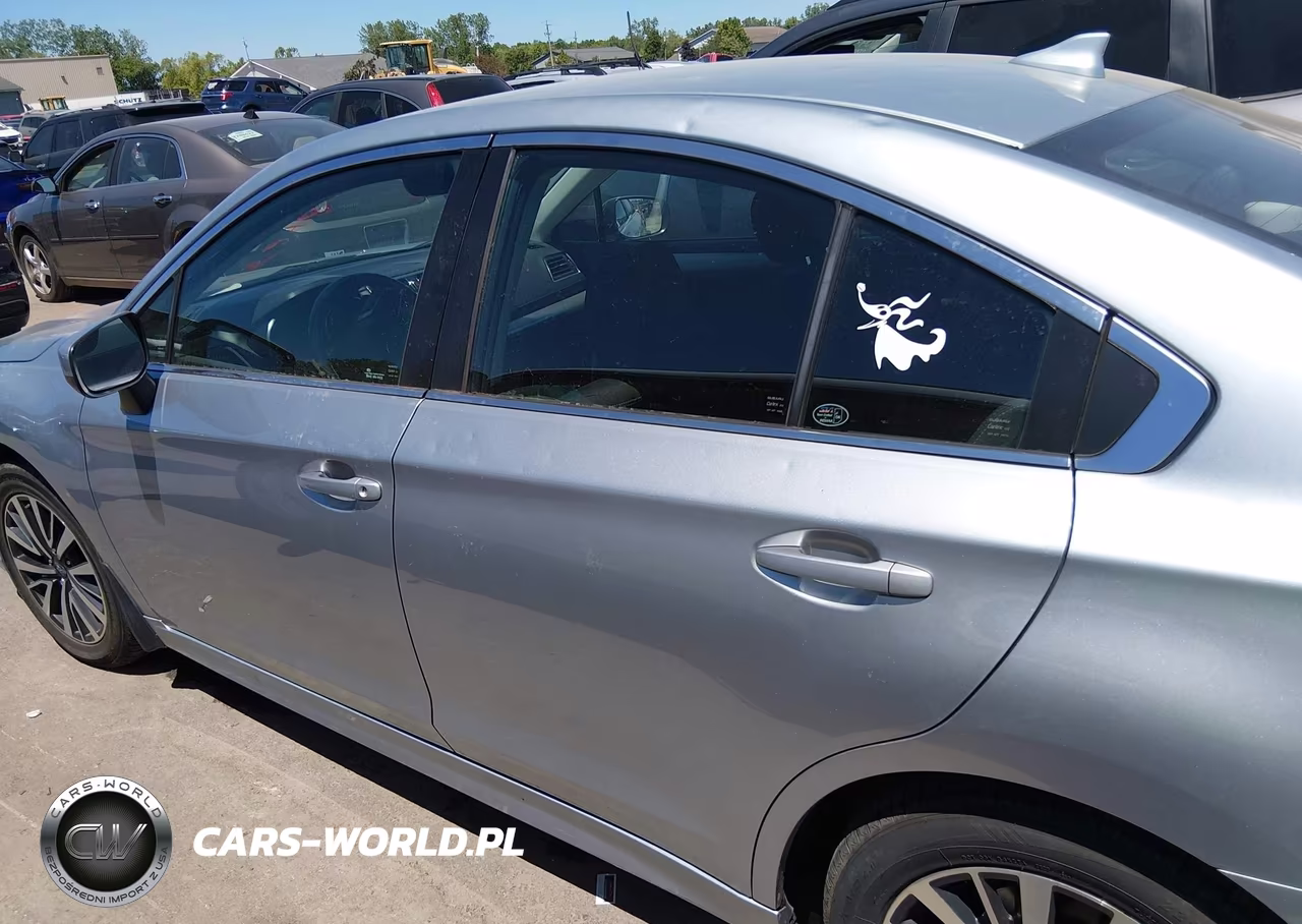 2018 Subaru Legacy 2.5I Premium VIN:4S3BNAC62J3003904 - 14