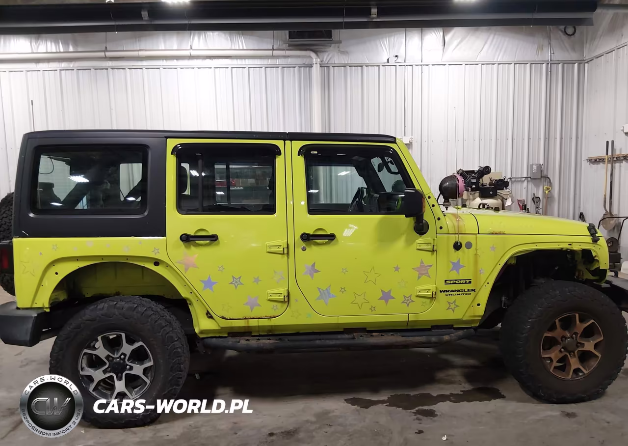 2016 Jeep Wrangler Unlimited Sport VIN:1C4BJWDG5GL311383 - 19