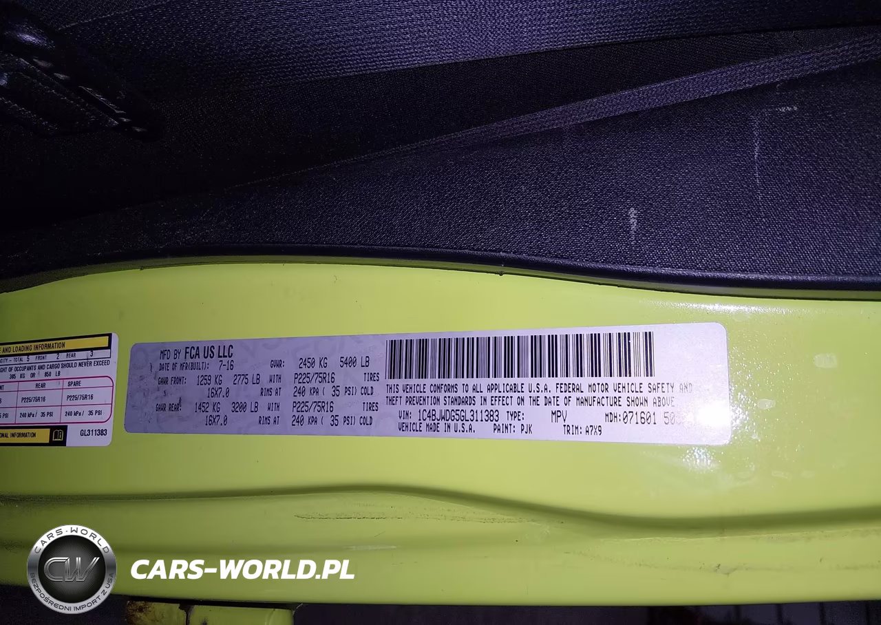 2016 Jeep Wrangler Unlimited Sport VIN:1C4BJWDG5GL311383 - 9
