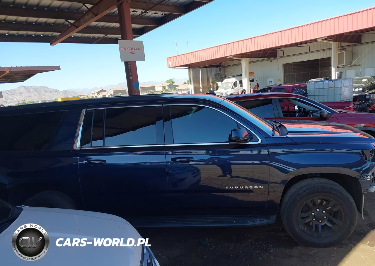 2019 Chevrolet Suburban Lt VIN:1GNSCHKC8KR124741 - 14