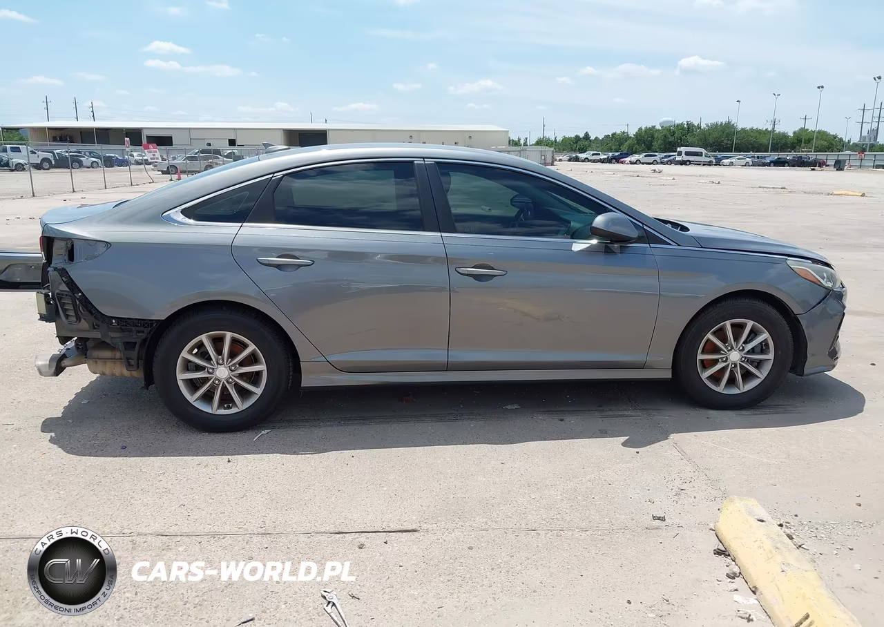 2018 Hyundai Sonata Eco VIN:5NPE24AA8JH670740 - 14