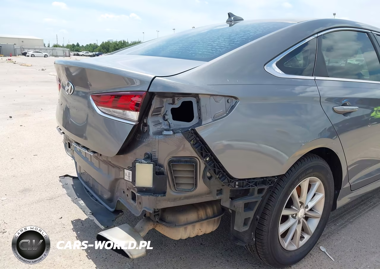 2018 Hyundai Sonata Eco VIN:5NPE24AA8JH670740 - 19
