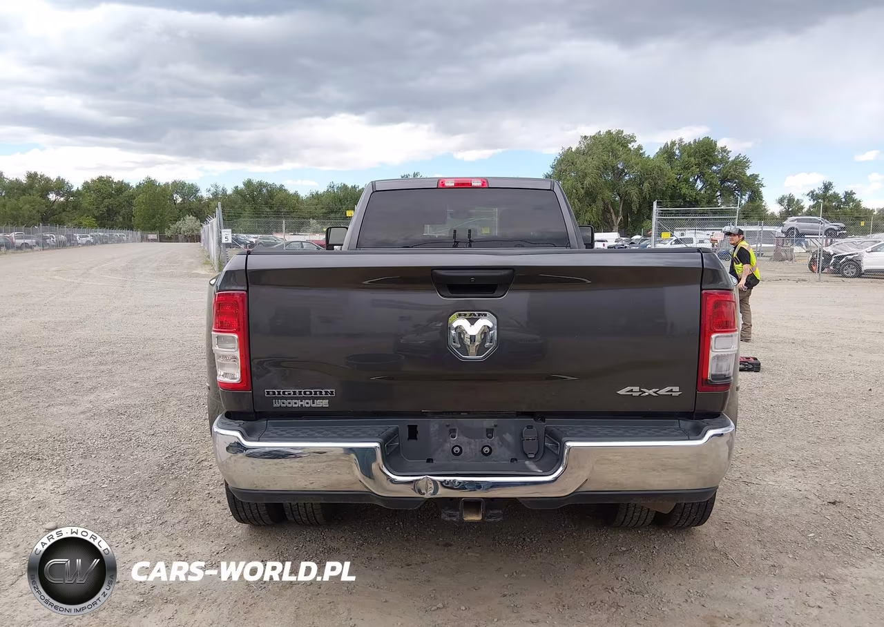 2024 Ram 3500 Big Horn 4X4 8' Box VIN:3C63RRHL0RG128678 - 15
