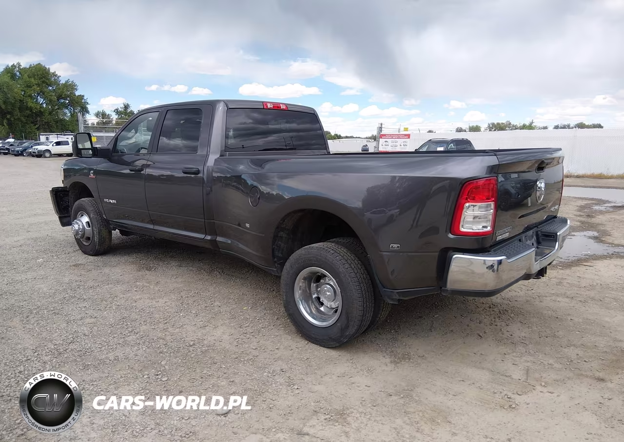 2024 Ram 3500 Big Horn 4X4 8' Box VIN:3C63RRHL0RG128678 - 3
