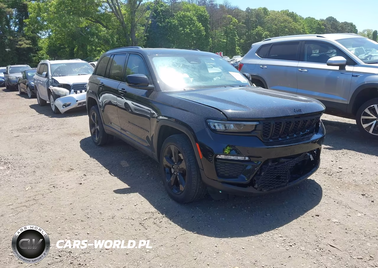 2023 Jeep Grand Cherokee Limited 4X4 VIN:1C4RJHBG6PC520516 - 1