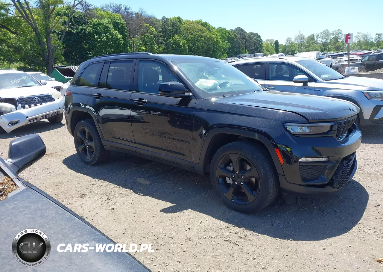2023 Jeep Grand Cherokee Limited 4X4 VIN:1C4RJHBG6PC520516 - 13