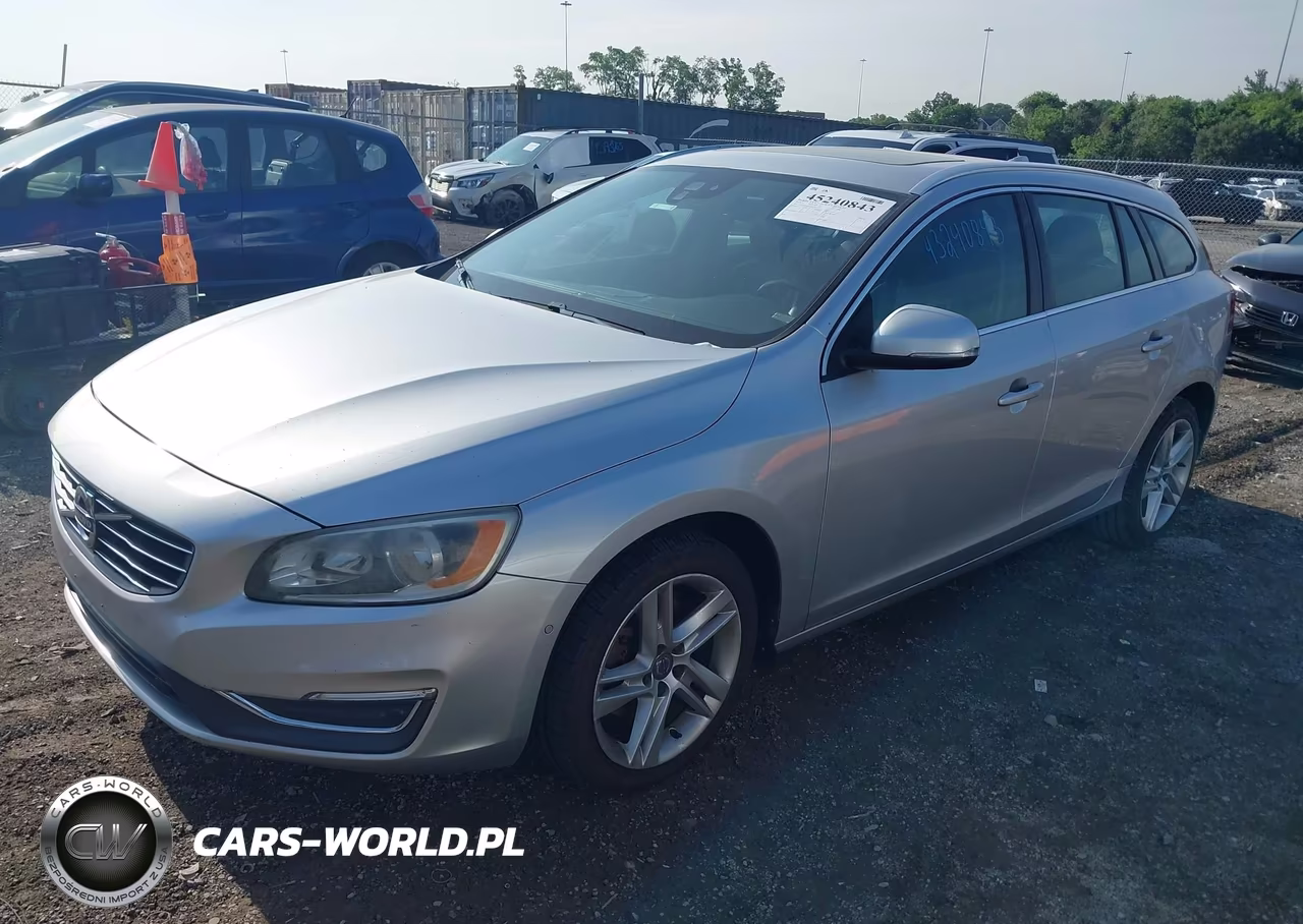 2015 Volvo V60 T5 Premier VIN:YV140MEK9F1261742 - 2