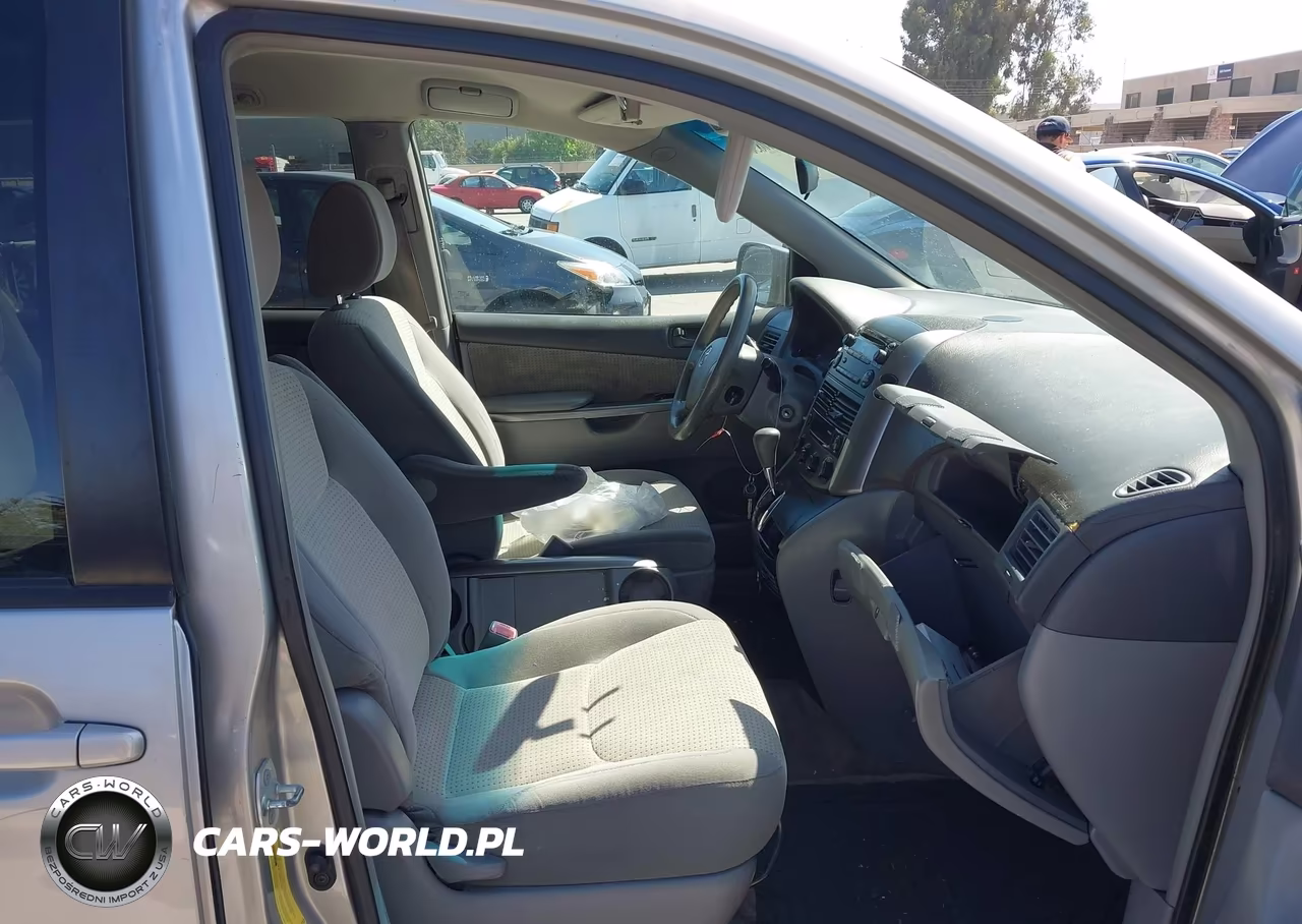 2009 Toyota Sienna Le VIN:5TDZK23C29S284423 - 5