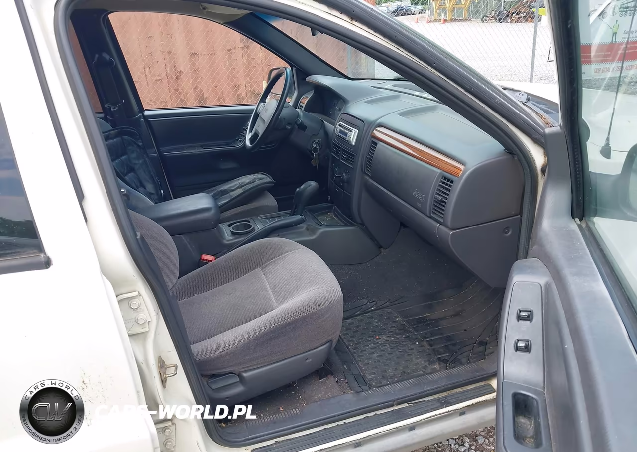 1999 Jeep Grand Cherokee Laredo VIN:1J4GW58S0XC500968 - 5