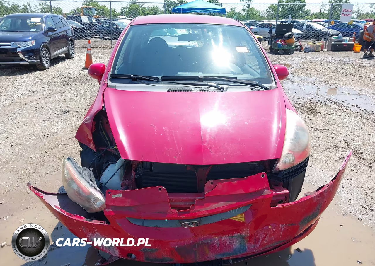 2007 Honda Fit Sport VIN:JHMGD38637S017983 - 12