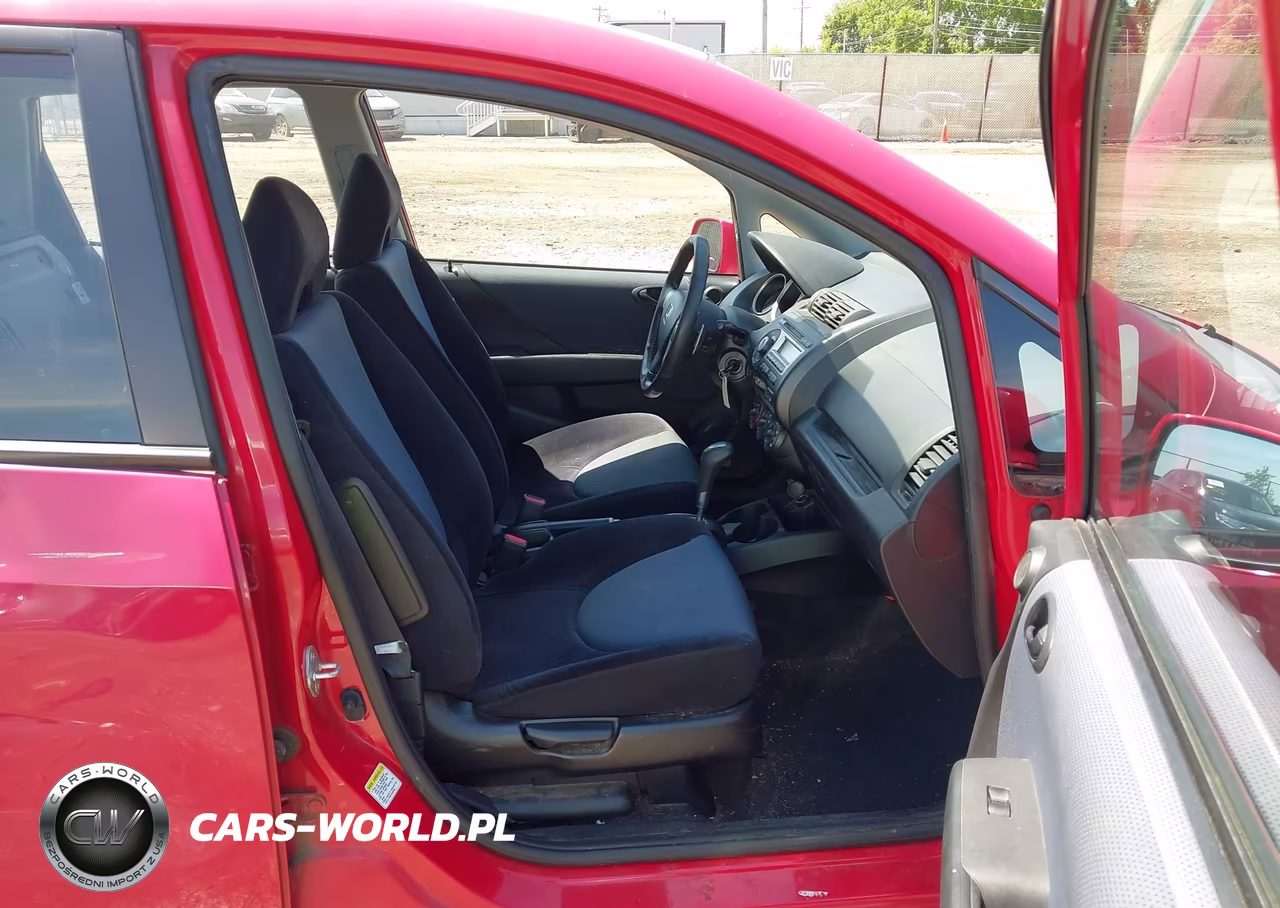 2007 Honda Fit Sport VIN:JHMGD38637S017983 - 5