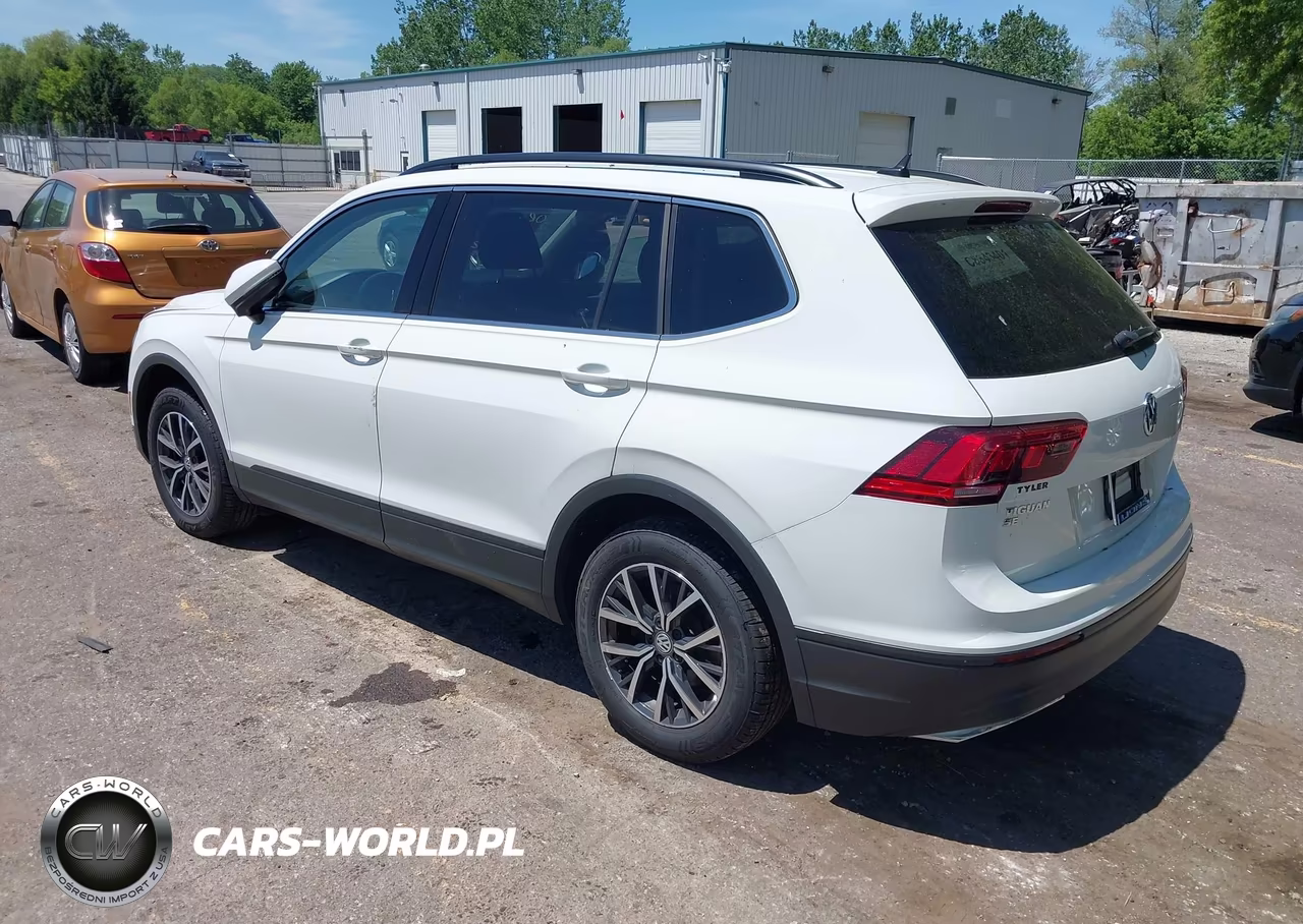 2019 Volkswagen Tiguan 2.0T Se-2.0T Sel-2.0T Sel R-Line-2.0T Sel R-Line Black VIN:3VV2B7AX6KM176964 - 3