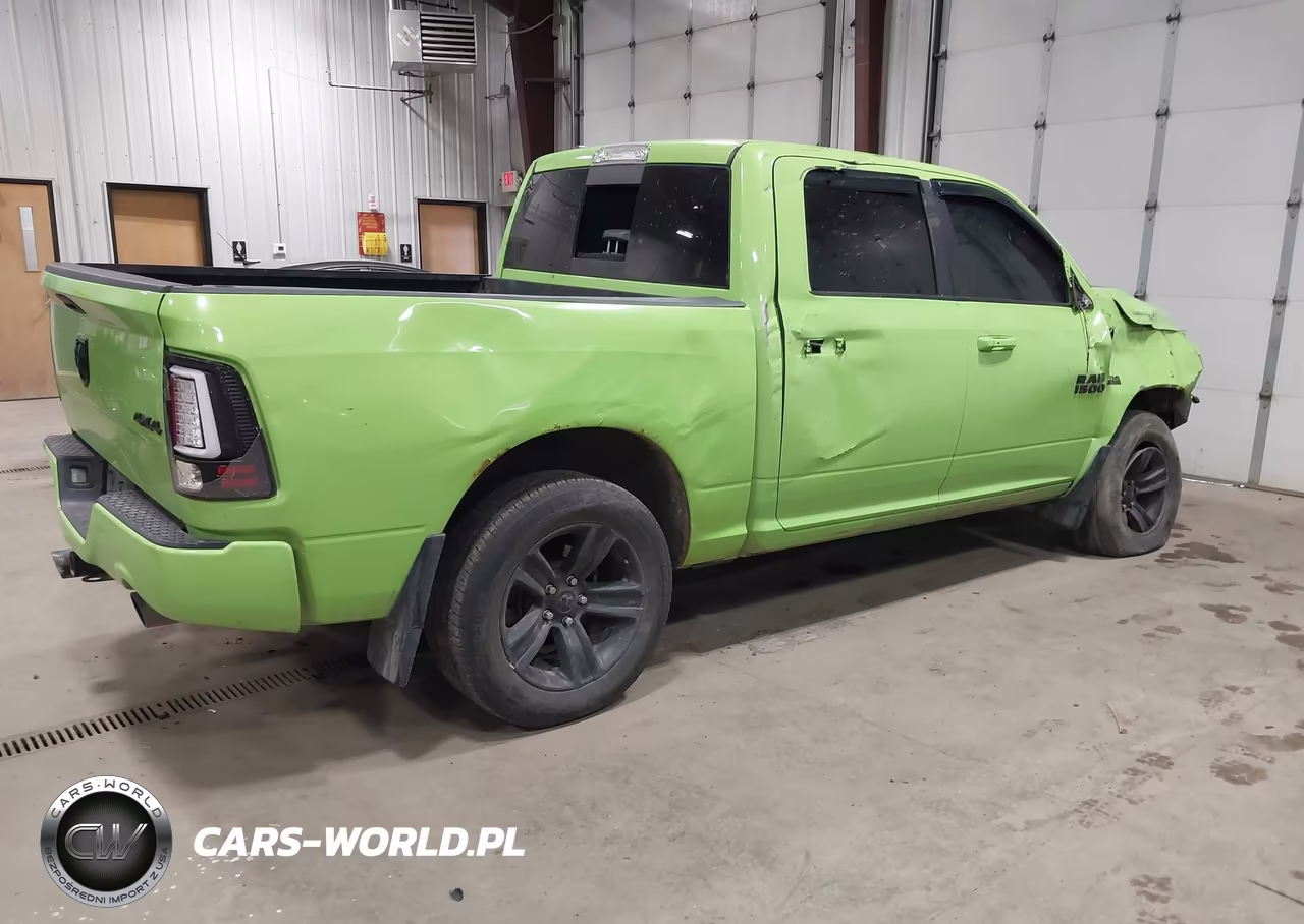 2017 Ram 1500 Sport VIN:1C6RR7MT6HS769930 - 4