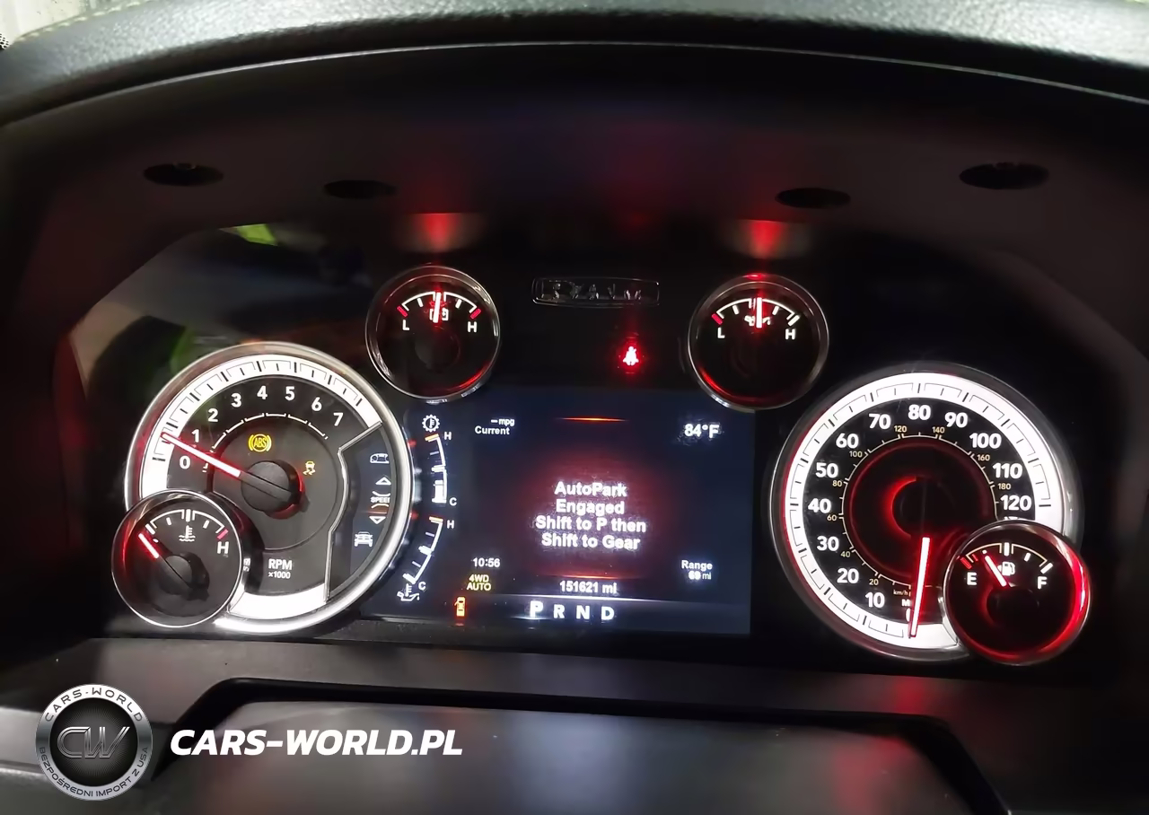 2017 Ram 1500 Sport VIN:1C6RR7MT6HS769930 - 7