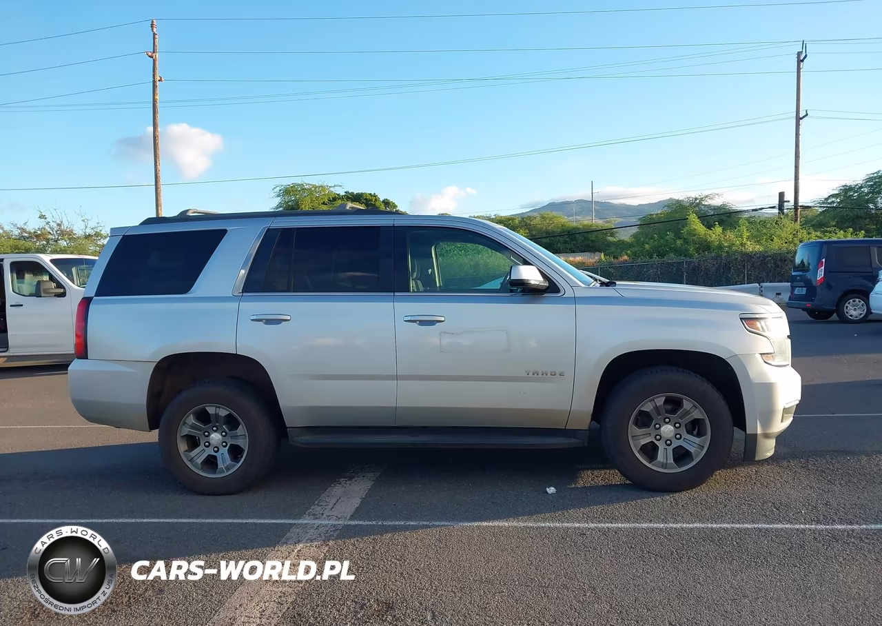 2018 Chevrolet Tahoe Ls VIN:1GNSKAEC7JR358261 - 15