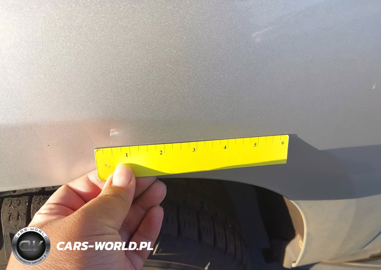 2018 Chevrolet Tahoe Ls VIN:1GNSKAEC7JR358261 - 6