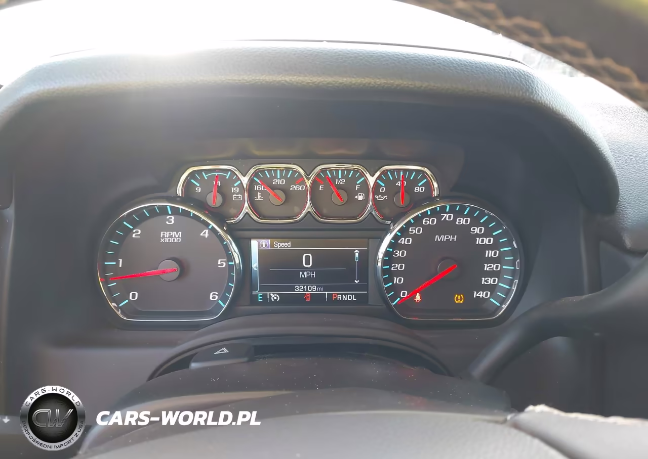 2018 Chevrolet Tahoe Ls VIN:1GNSKAEC7JR358261 - 7