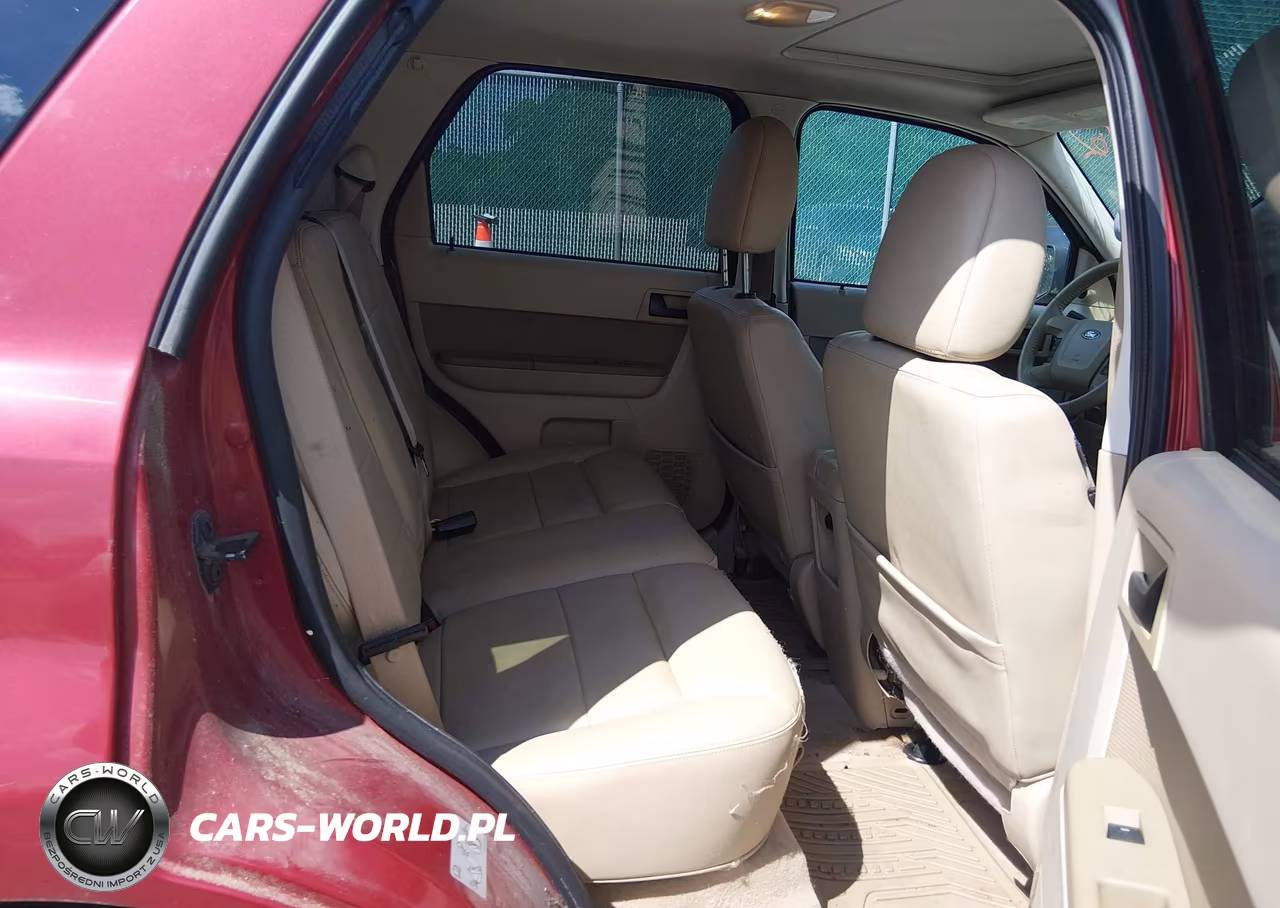 2011 Ford Escape Xlt VIN:1FMCU0D78BKA38989 - 8