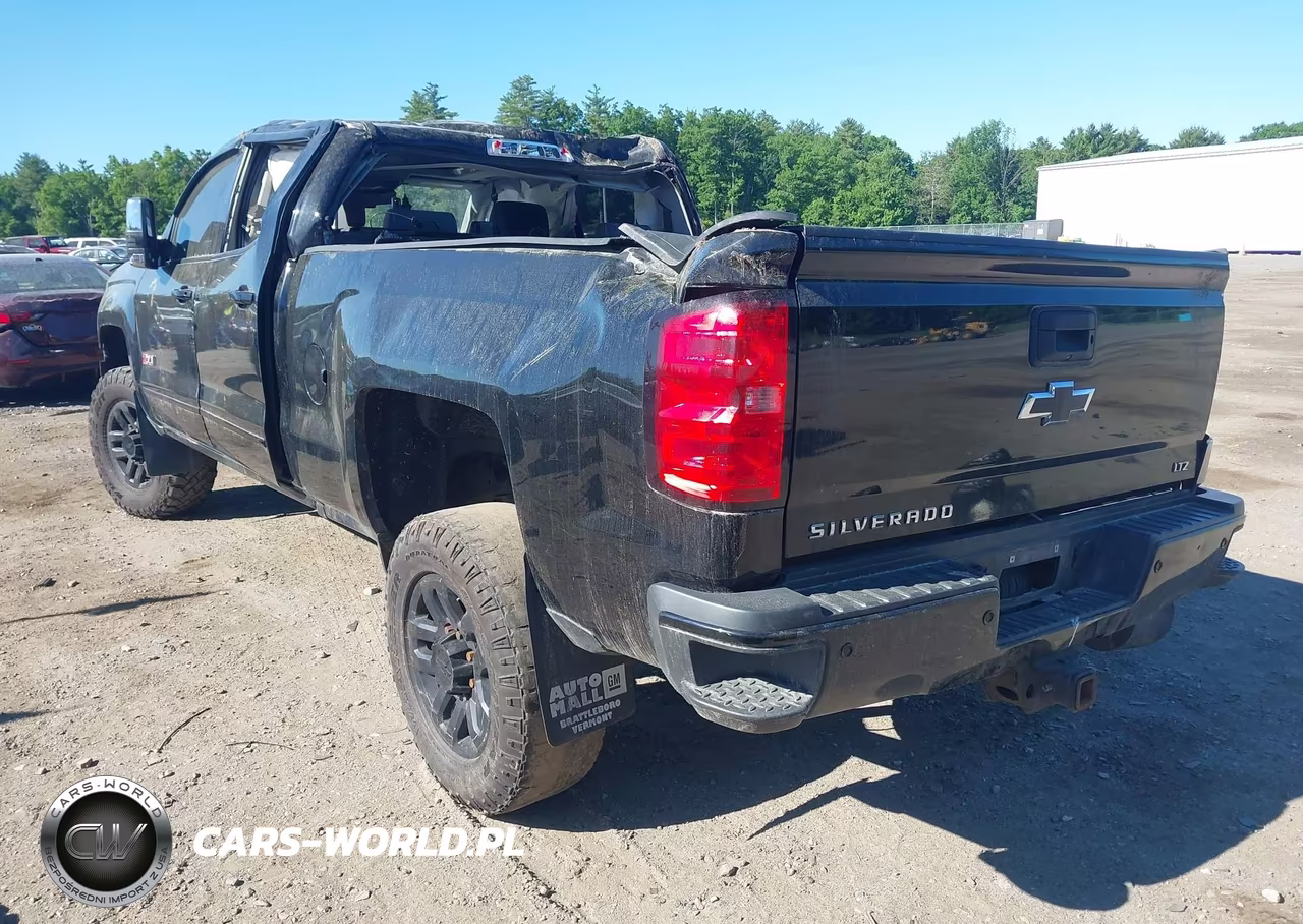 2019 Chevrolet Silverado 2500Hd Ltz VIN:1GC1KTEY3KF149582 - 3