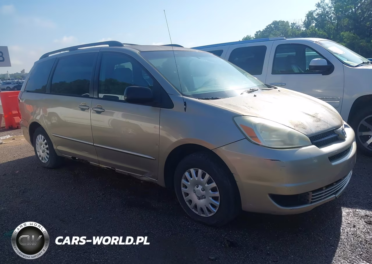 2004 Toyota Sienna Le