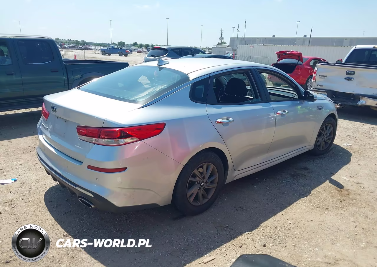 2020 Kia Optima Lx VIN:5XXGT4L39LG380378 - 4