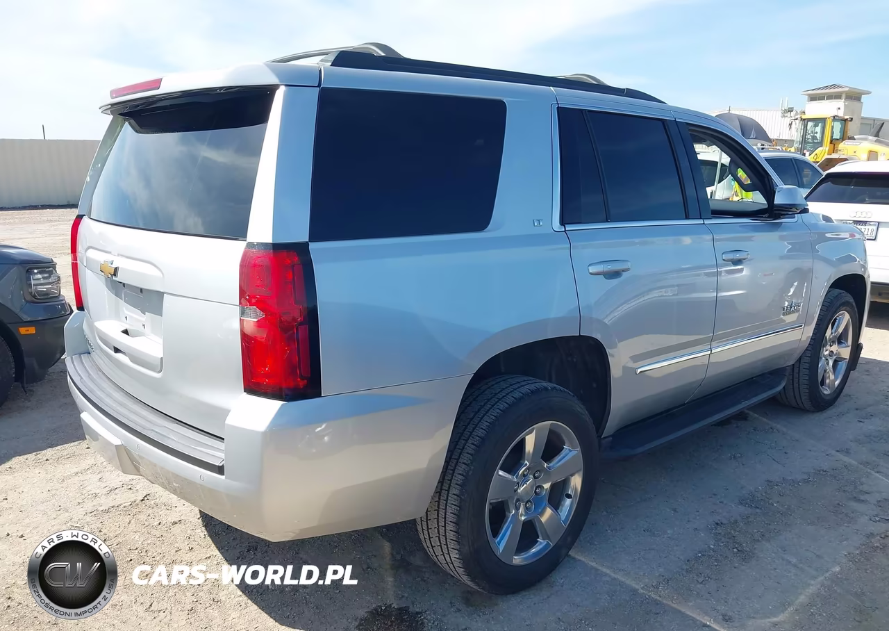 2019 Chevrolet Tahoe Lt VIN:1GNSCBKCXKR369392 - 4