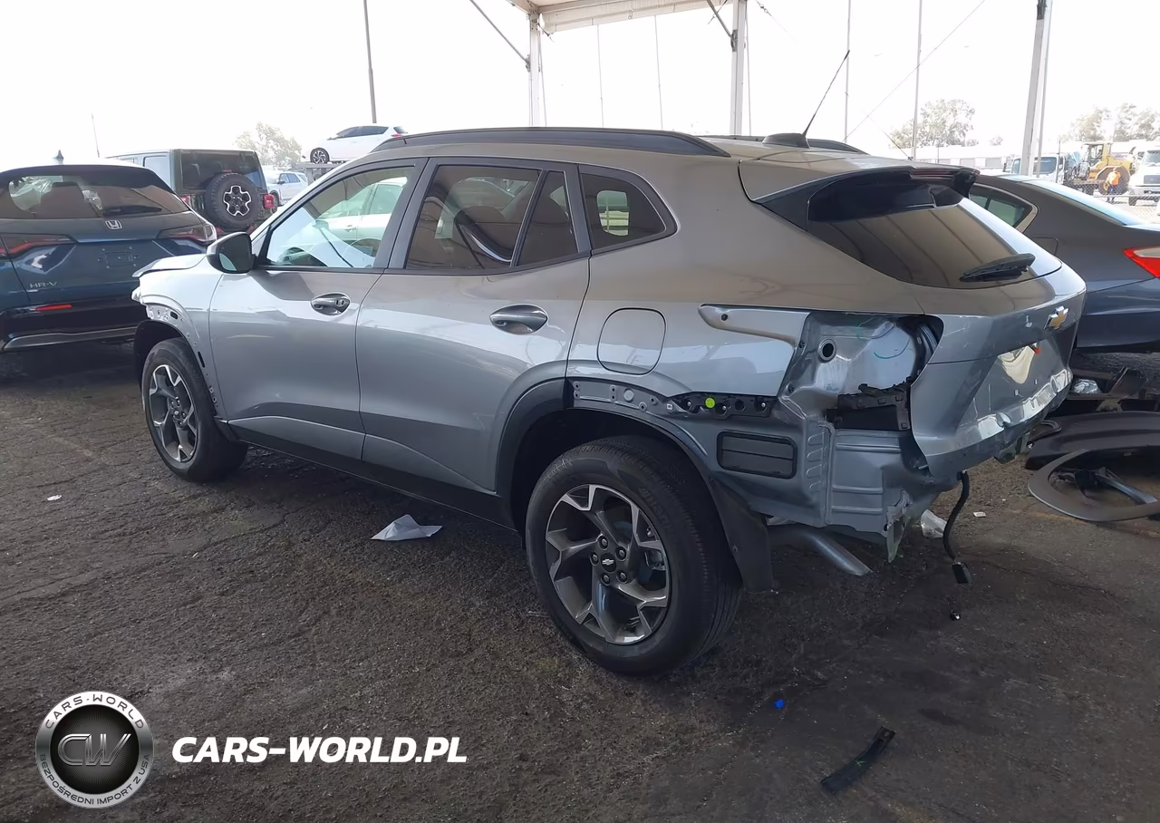 2025 Chevrolet Trax Fwd Lt VIN:KL77LHEPXSC037016 - 3