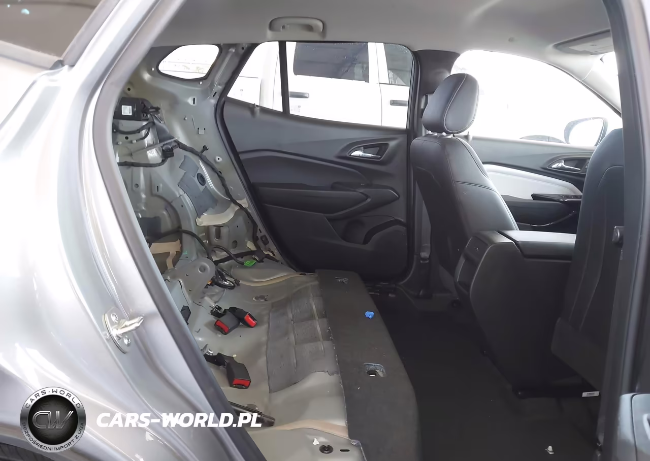 2025 Chevrolet Trax Fwd Lt VIN:KL77LHEPXSC037016 - 8