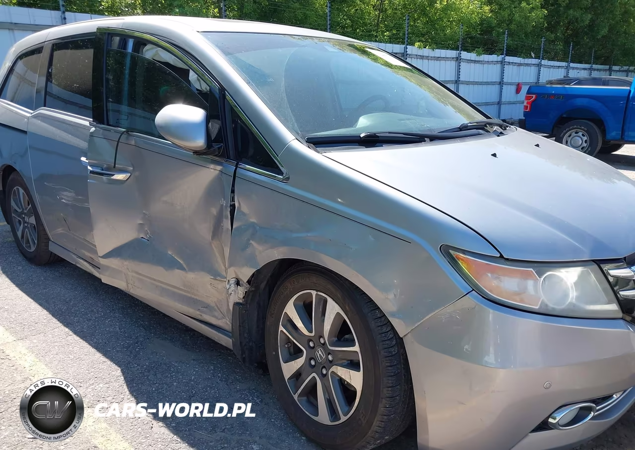 2016 Honda Odyssey Touring-Touring Elite VIN:5FNRL5H93GB155197 - 6