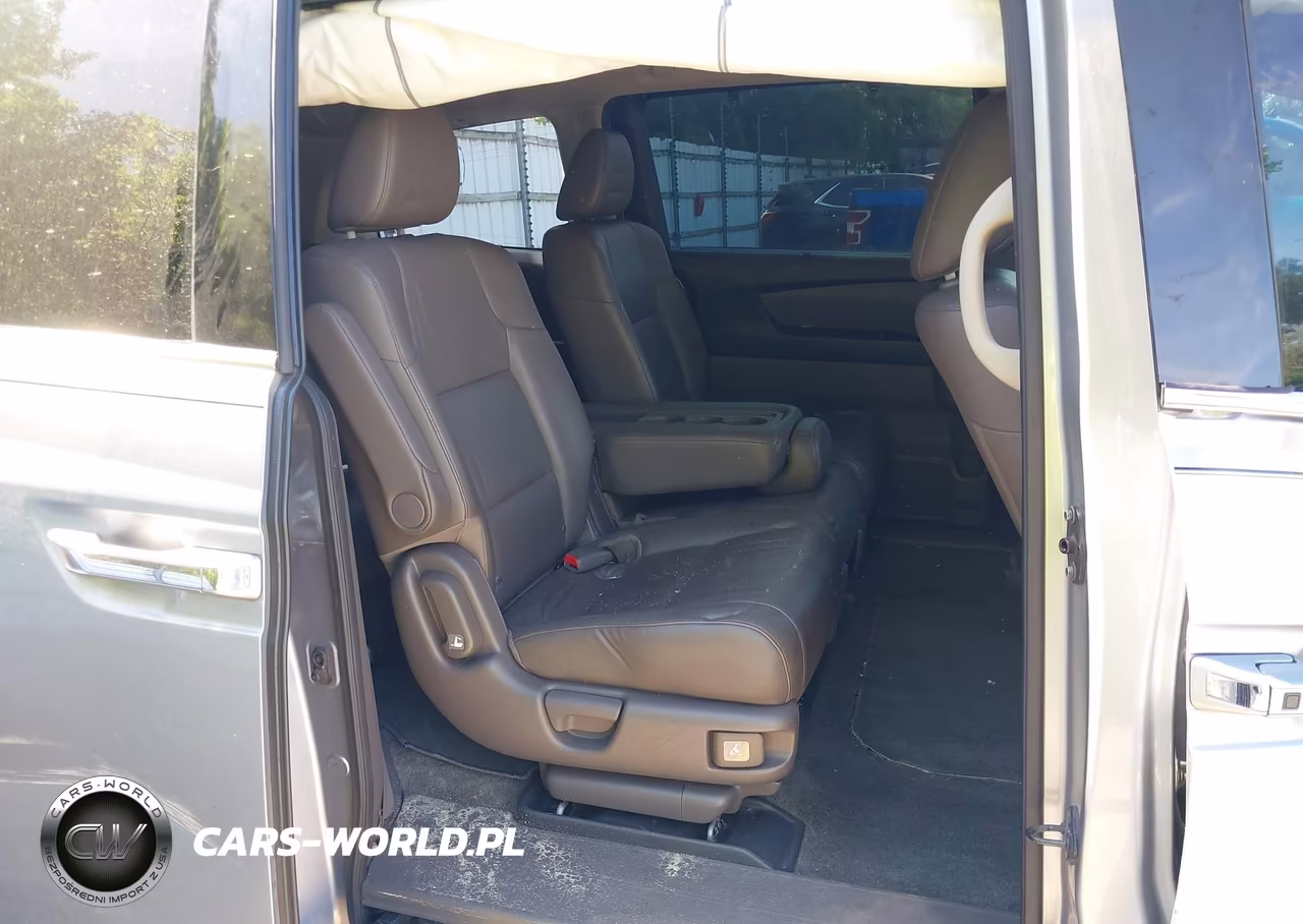 2016 Honda Odyssey Touring-Touring Elite VIN:5FNRL5H93GB155197 - 8