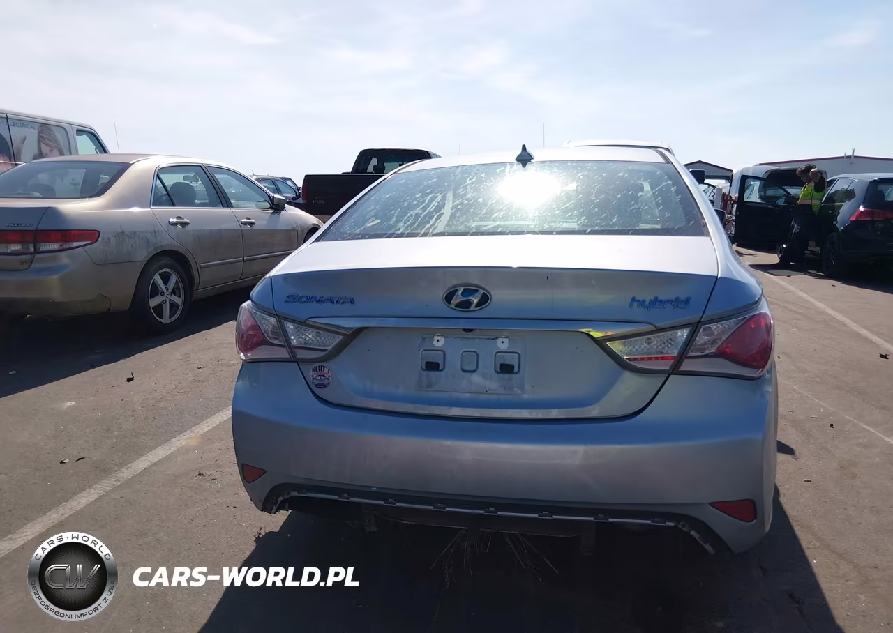 2015 Hyundai Sonata Hybrid VIN:KMHEC4A46FA134712 - 16