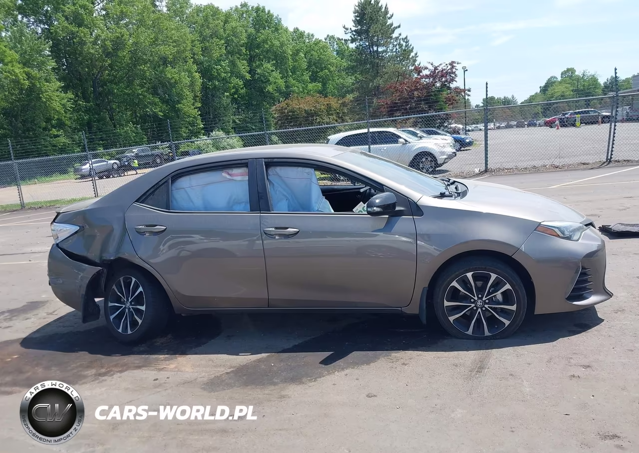 2019 Toyota Corolla Se VIN:2T1BURHE8KC126052 - 13