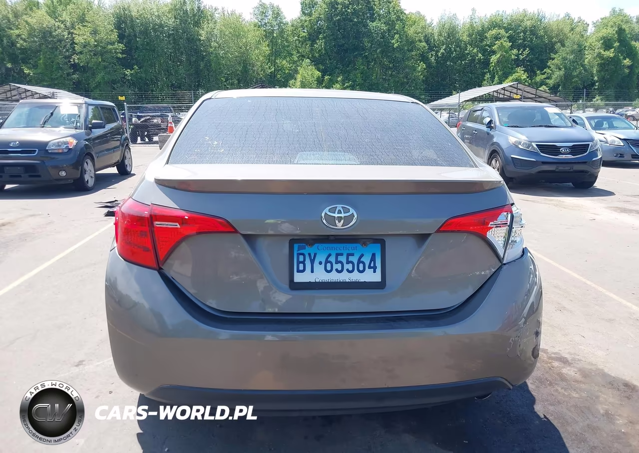 2019 Toyota Corolla Se VIN:2T1BURHE8KC126052 - 16