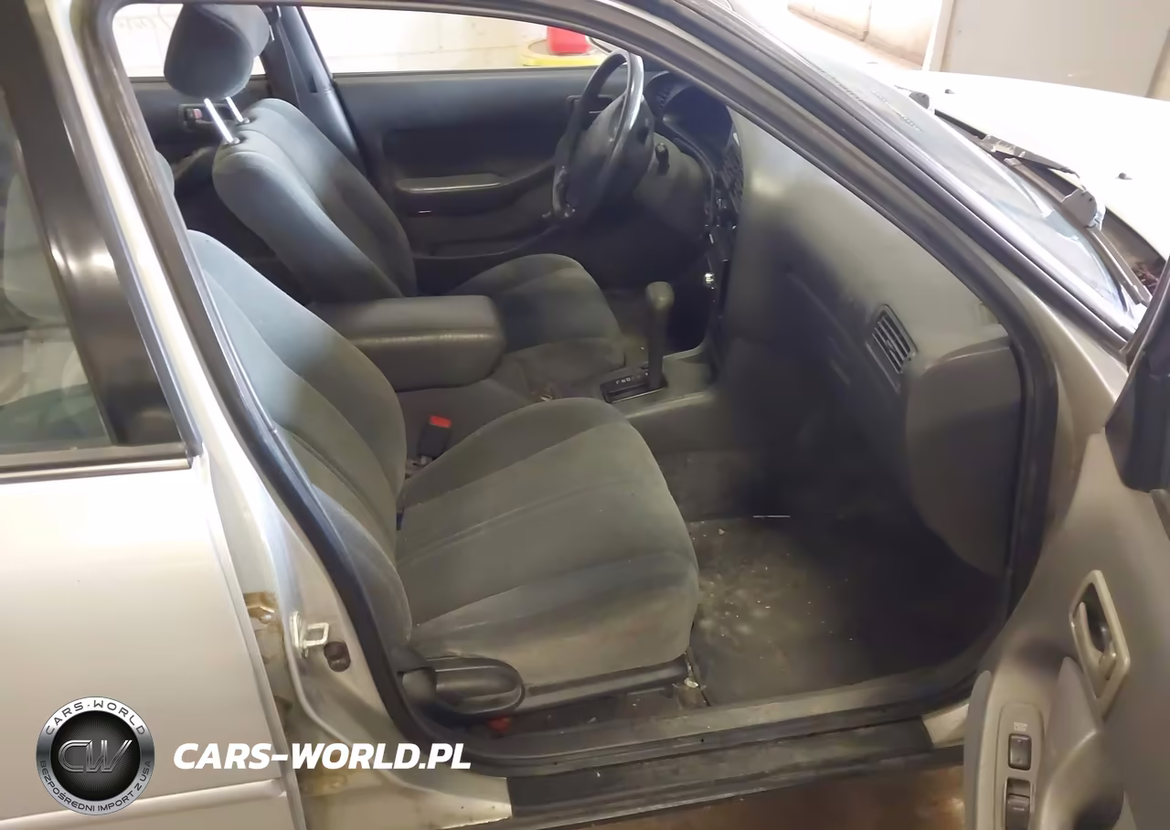 1992 Toyota Camry Le VIN:4T1VK12E6NU025978 - 5