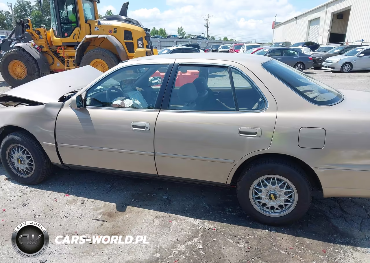 1996 Toyota Camry Dx-Le-Xle VIN:4T1BG12K2TU792153 - 14