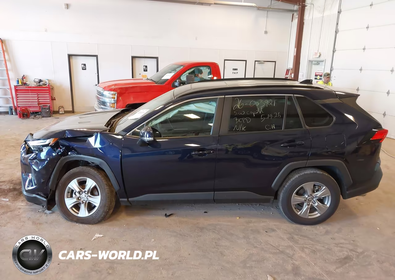 2024 Toyota Rav4 Xle VIN:2T3P1RFV0RW460688 - 14