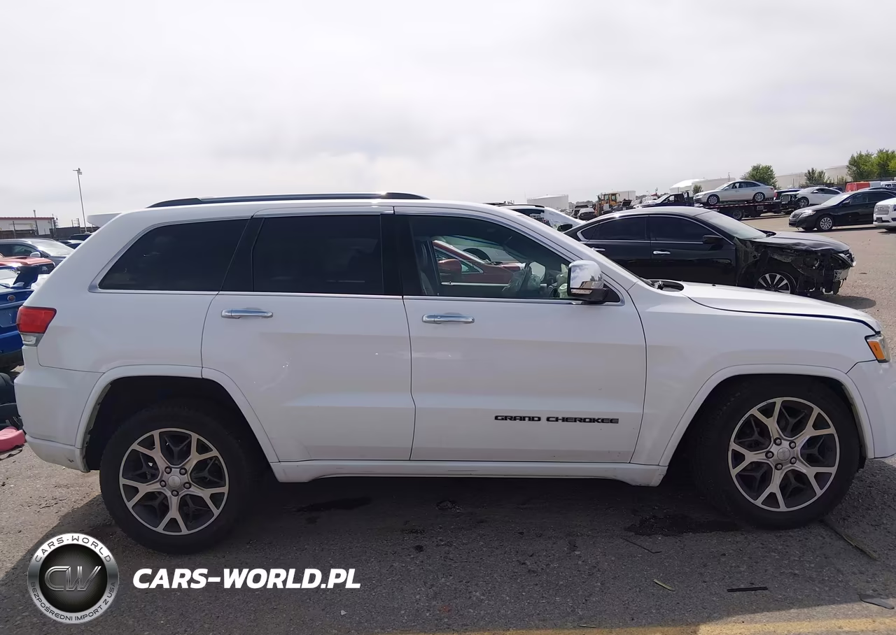 2019 Jeep Grand Cherokee Overland 4X2 VIN:1C4RJECG8KC614693 - 13