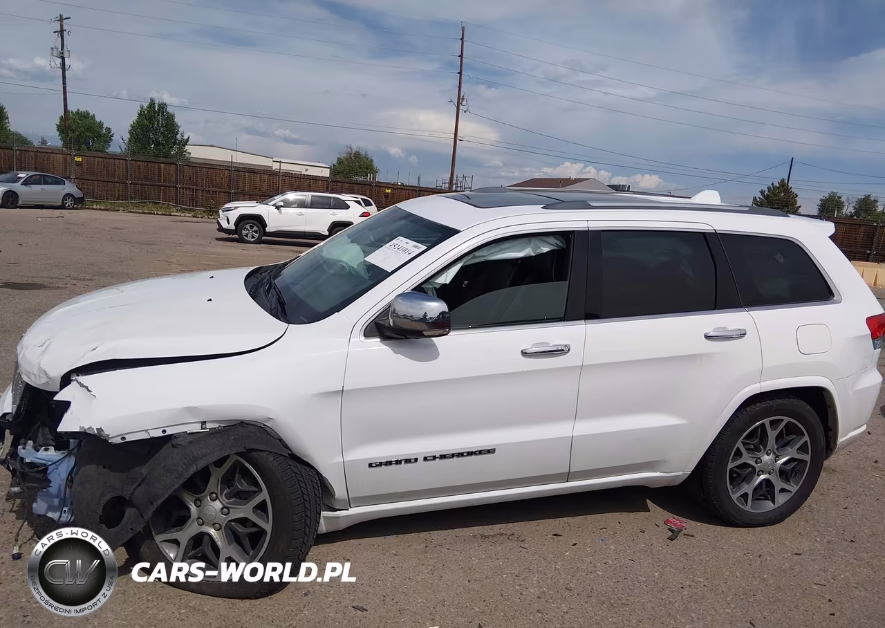 2019 Jeep Grand Cherokee Overland 4X2 VIN:1C4RJECG8KC614693 - 14