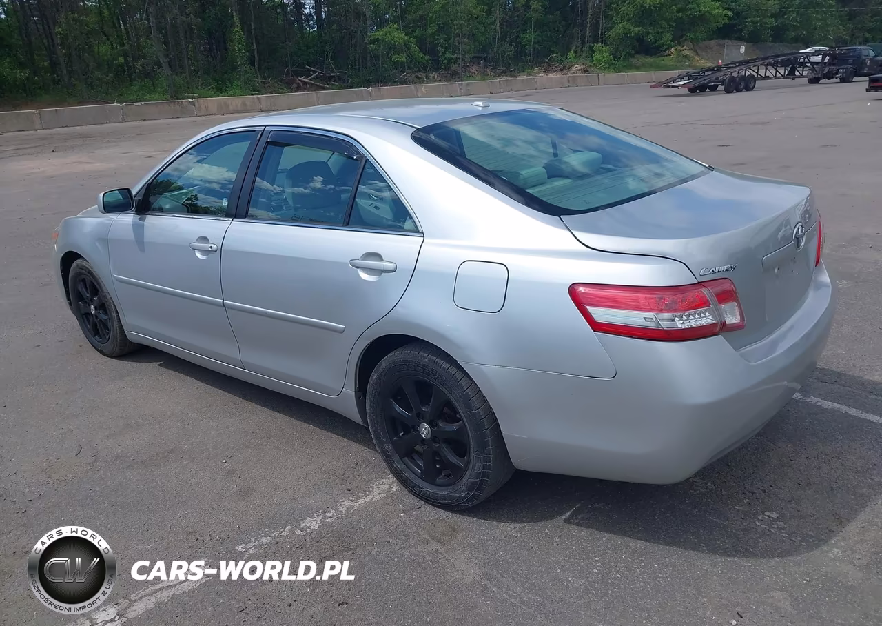 2011 Toyota Camry Le VIN:4T1BF3EK6BU136871 - 3