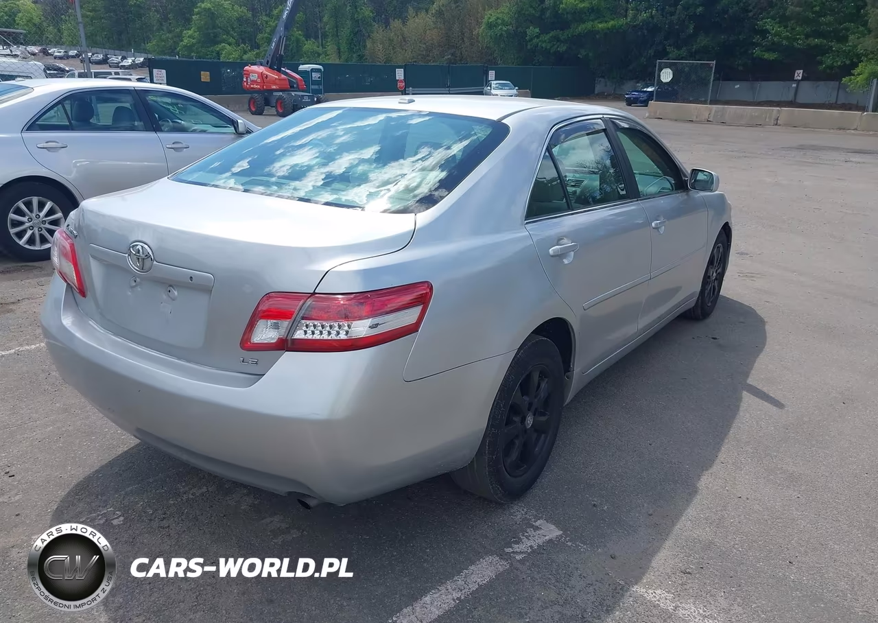2011 Toyota Camry Le VIN:4T1BF3EK6BU136871 - 4