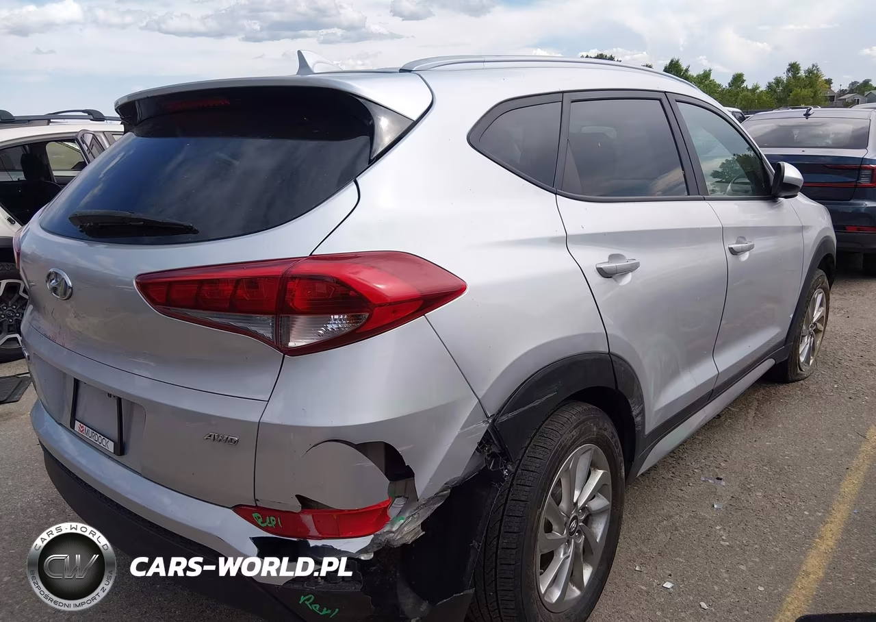 2018 Hyundai Tucson Sel VIN:KM8J3CA42JU717259 - 4