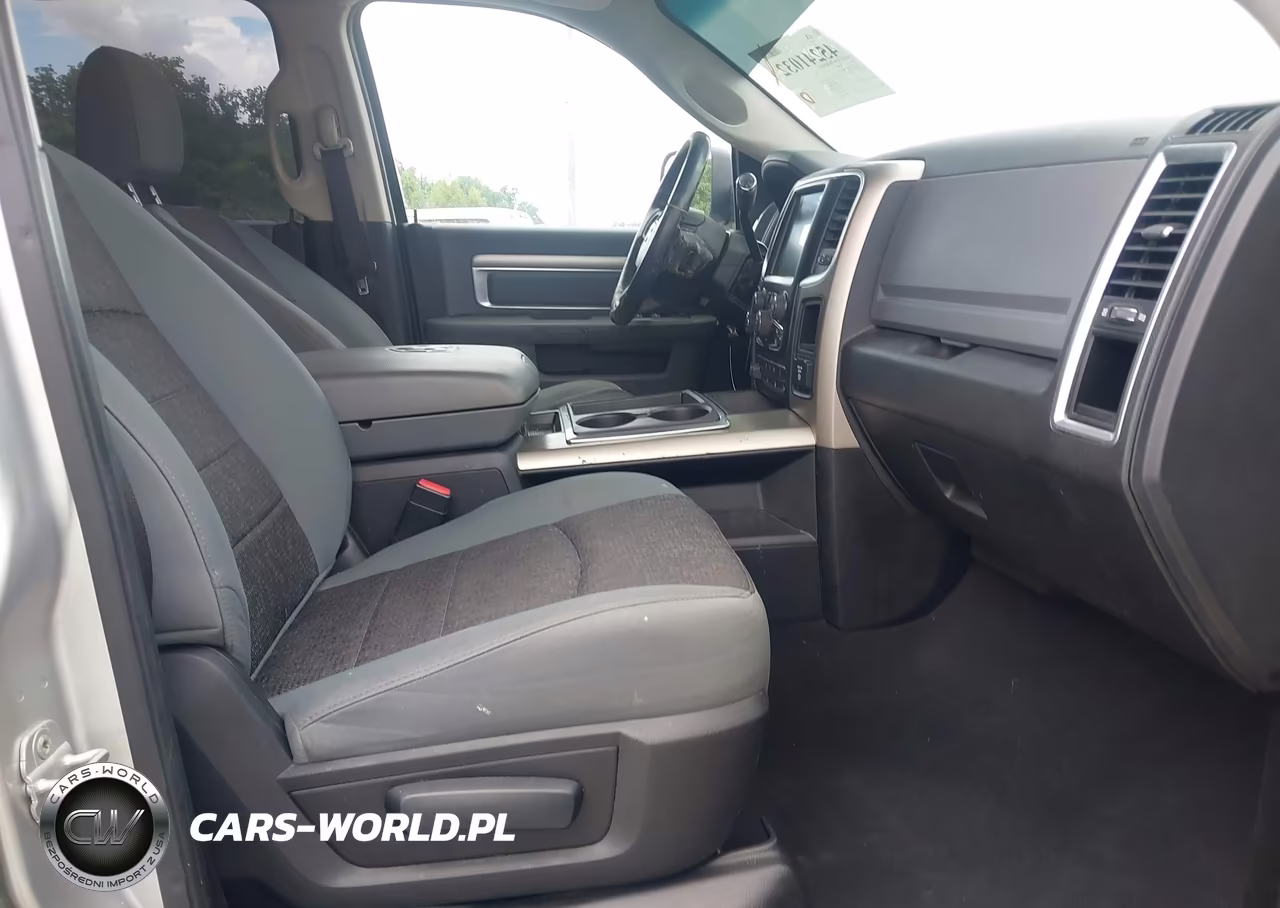 2013 Ram 3500 Big Horn VIN:3C63RRLL2DG611184 - 17