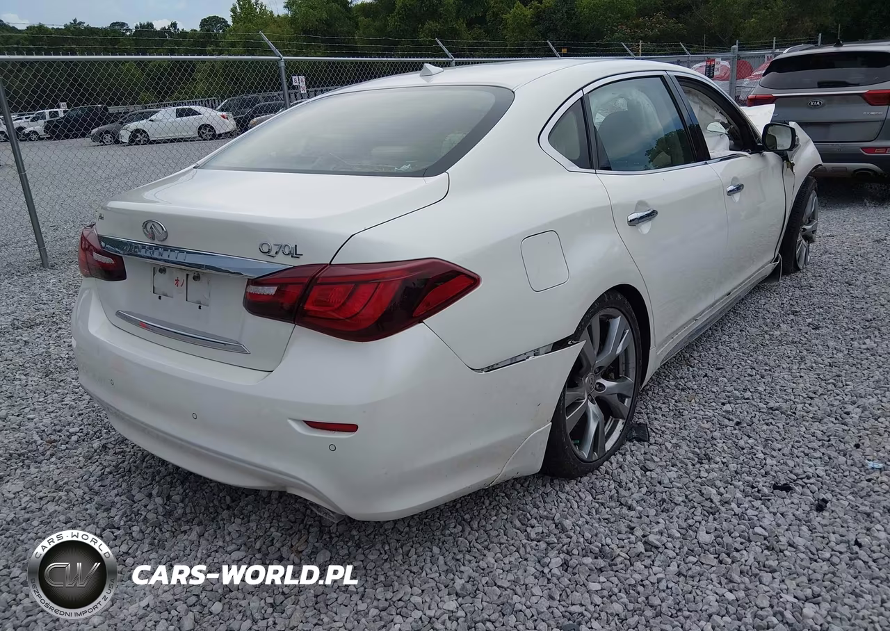 2019 Infiniti Q70L 3.7 Luxe VIN:JN1BY1PP3KM685605 - 4