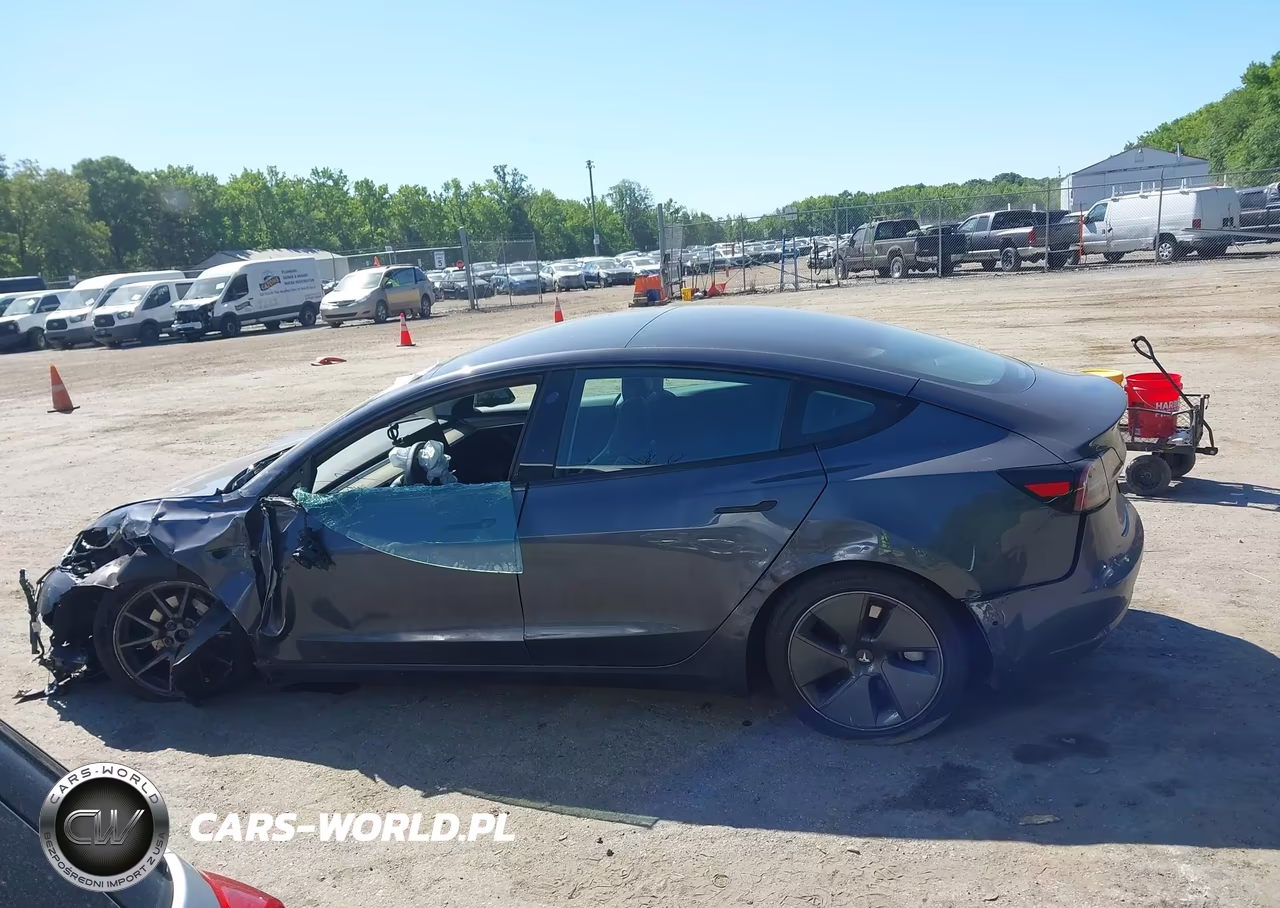 2022 Tesla Model 3 Long Range Dual Motor All-Wheel Drive VIN:5YJ3E1EB8NF239996 - 13