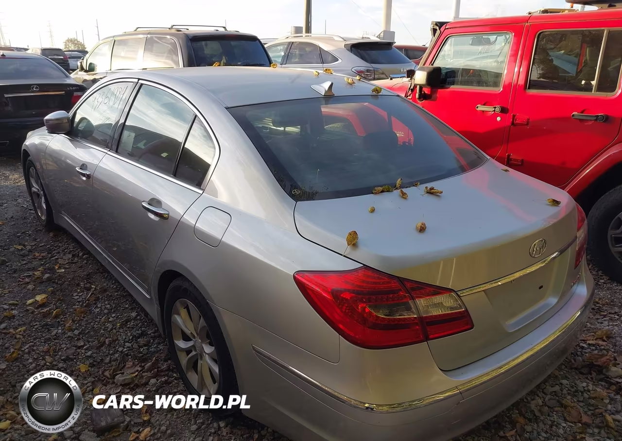 2013 Hyundai Genesis 3.8 VIN:KMHGC4DD0DU212773 - 3